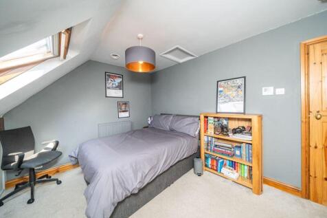 LOFT ROOM 1