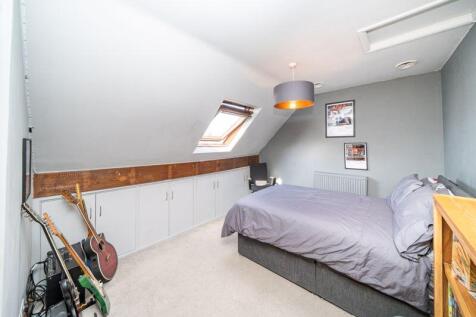 LOFT ROOM 1