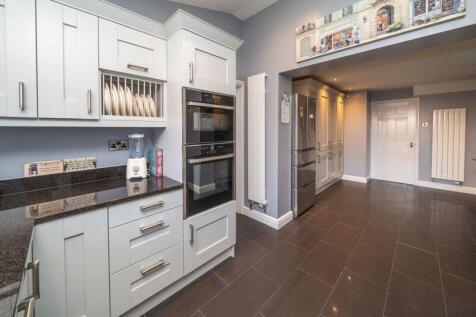 EXTENDED KITCHEN