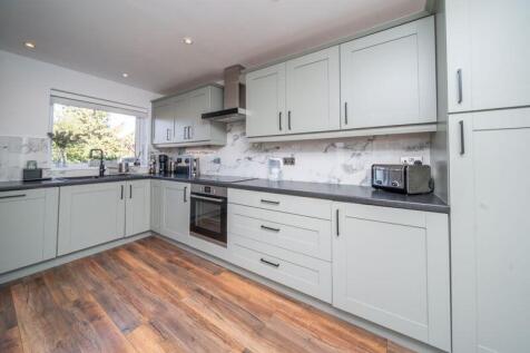 OPEN PLAN KITCHEN/DINER