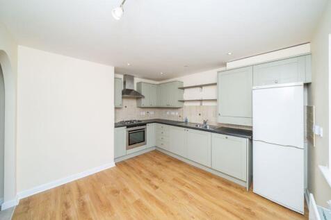 REFITTED BREAKFAST KITCHEN