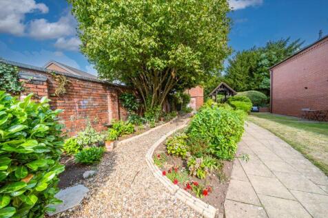COMMUNAL GARDEN