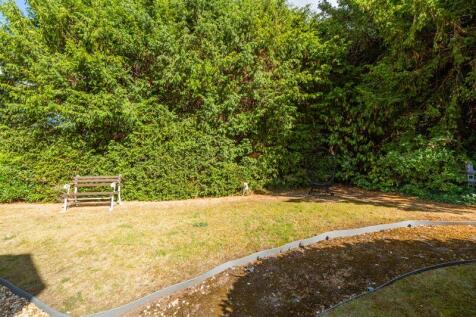 COMMUNAL GARDEN