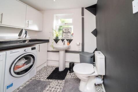 UTILITY/TOILET