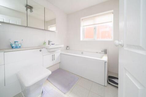 HOUSE BATHROOM