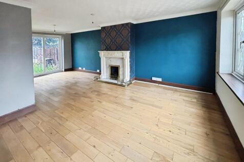 a55ff600-WhatsApp...