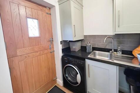 58c0a3af-WhatsApp...