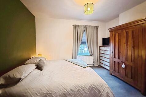 884ba883-WhatsApp...