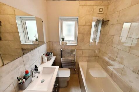 77898cab-WhatsApp...