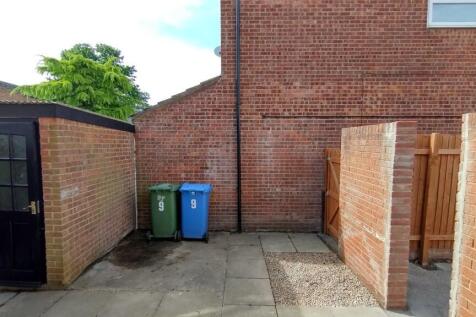 thumbnail_IMG_202...