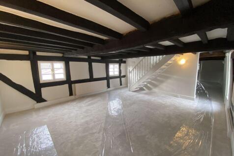 DINING ROOM 1
