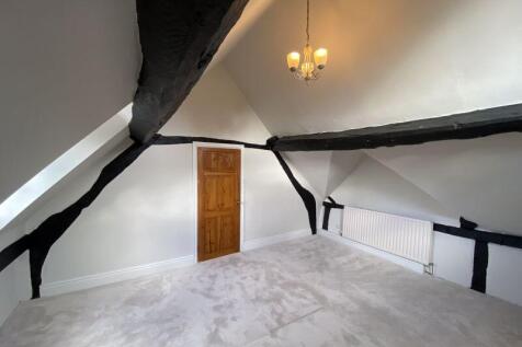 BEDROOM 2A
