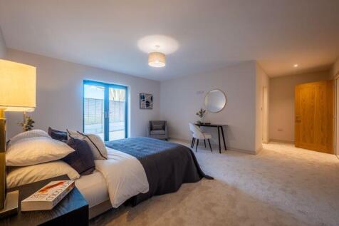 BEDROOM 3A