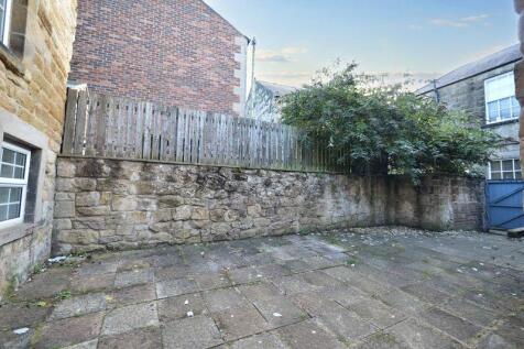 Front communal outside space
