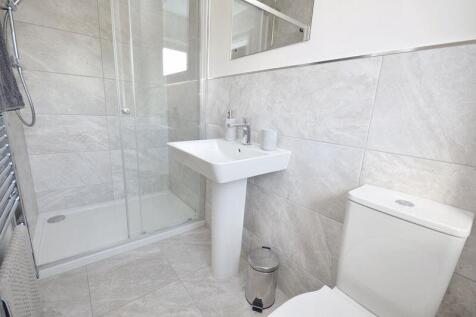 Ensuite bedroom two