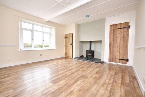 Lounge 1 Lane End