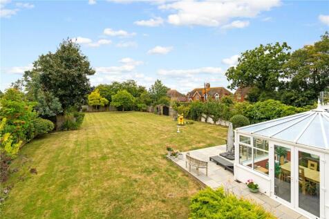 West-Facing Garden