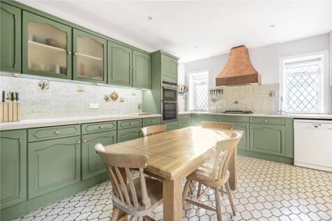Kitchen/Breakfast Rm