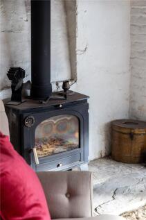 Sitting Room Detail