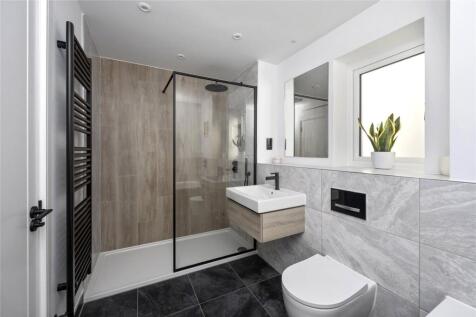 Bedroom One En Suite