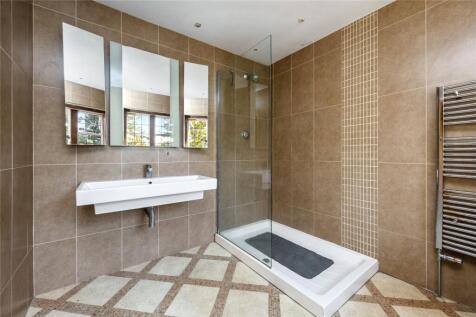 Bedroom One En Suite