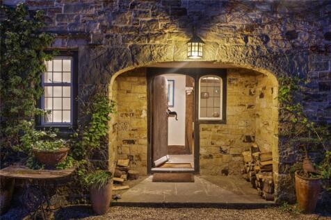 Entrance Porch
