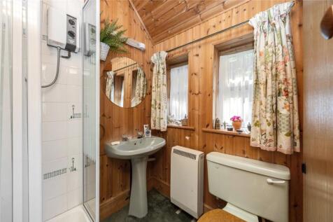 Ground Flr Shower Rm