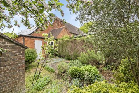 Part-Walled Garden