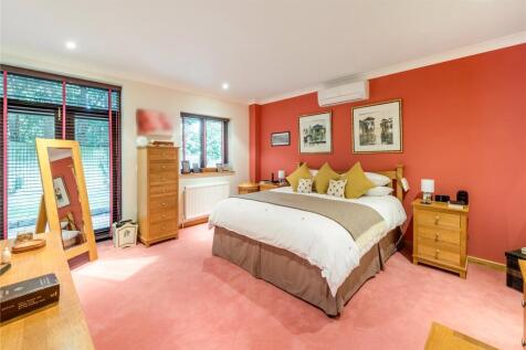 Prinipal Bedroom