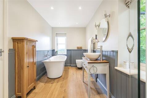 Bedroom One En Suite