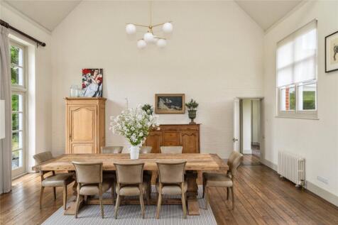 Drawing/Dining Room
