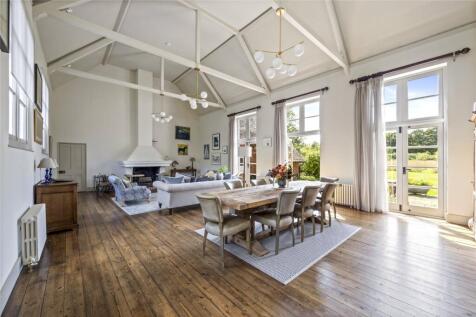 Drawing/Dining Room
