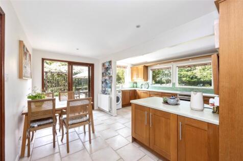Kitchen/Breakfast Rm