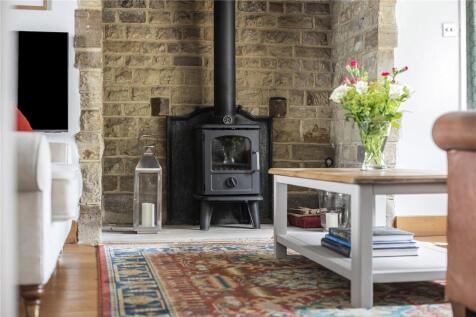 Sittin Room Detail