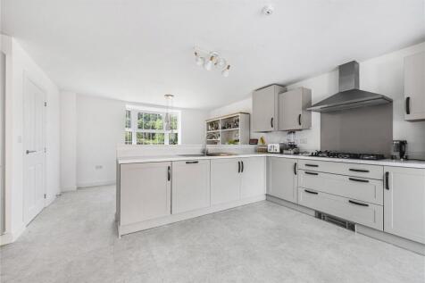 Kitchen/Dining Rm