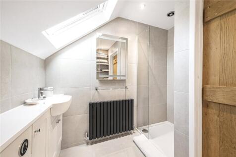 Bedroom One En Suite