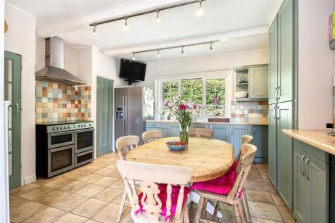 Kitchen/Breakfast Rm