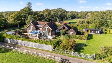 Garden &amp; Setting