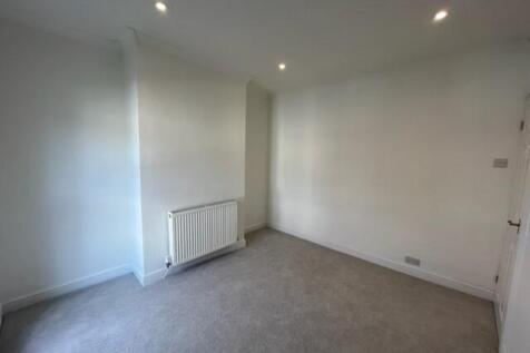 Master bedroom 2