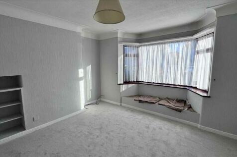 Lounge 1