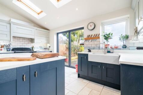 kitchen-5.jpg