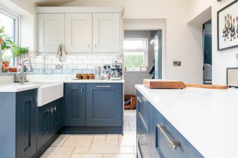 kitchen-3.jpg