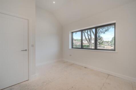 Bedroom4.jpg