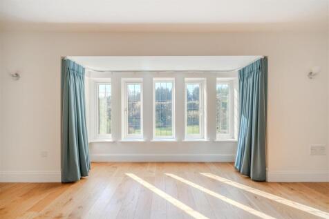 Living Room-3.jpg