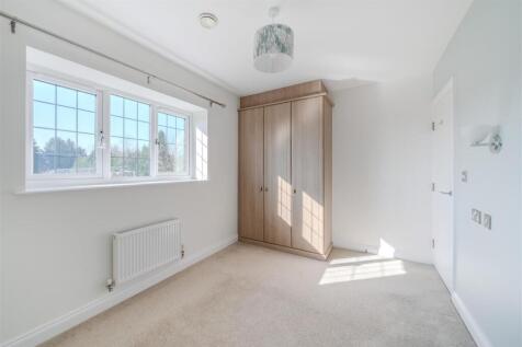 Bedroom 3-2.jpg