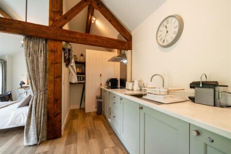 Meadow Barn-6.jpg