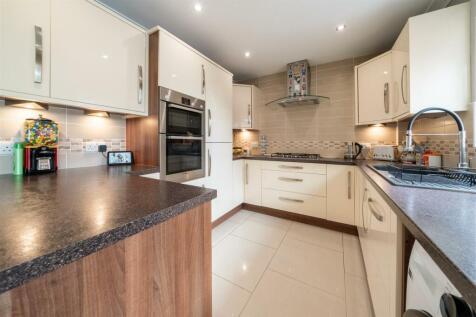 Kitchen-4.jpg