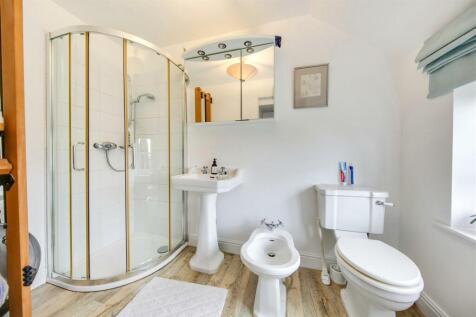 Ensuite.jpg