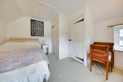 Bed4.2.jpg