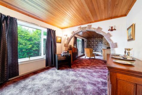 Family Room.jpg